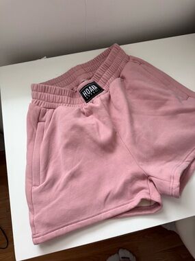 HOAKA Rose Shady Comfy Shorts - Size S - Never Worn (Tried Once)